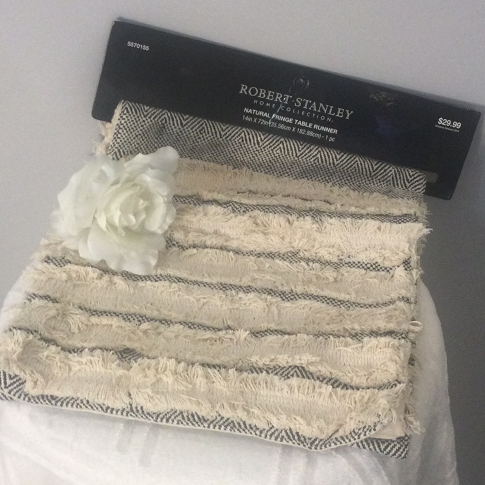 🆕Robert Stanley Fringe Table Runner,Black & Cream